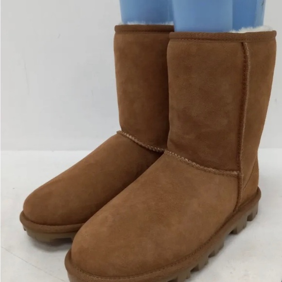 Ugg boots - Picture 3 of 3